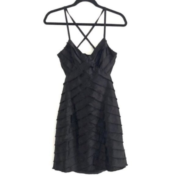 Forever 21 Dress S Tier V-Neck Backless Black Fray - Picture 4 of 11